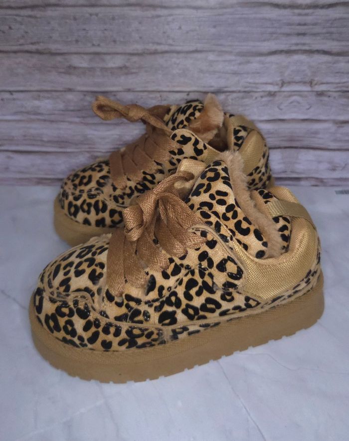 Baskets polaires filles léopard tendances - Taille 30 - NEUVES 🌟