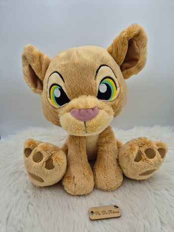 Peluche Nala Big Feet Disney Parks Disneyland Le Roi Lion 25 cm