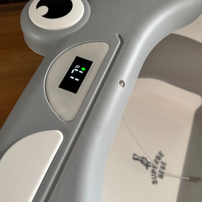 Baigneur pliable bébé avec coussins de bain et thermomètre - photo numéro 3