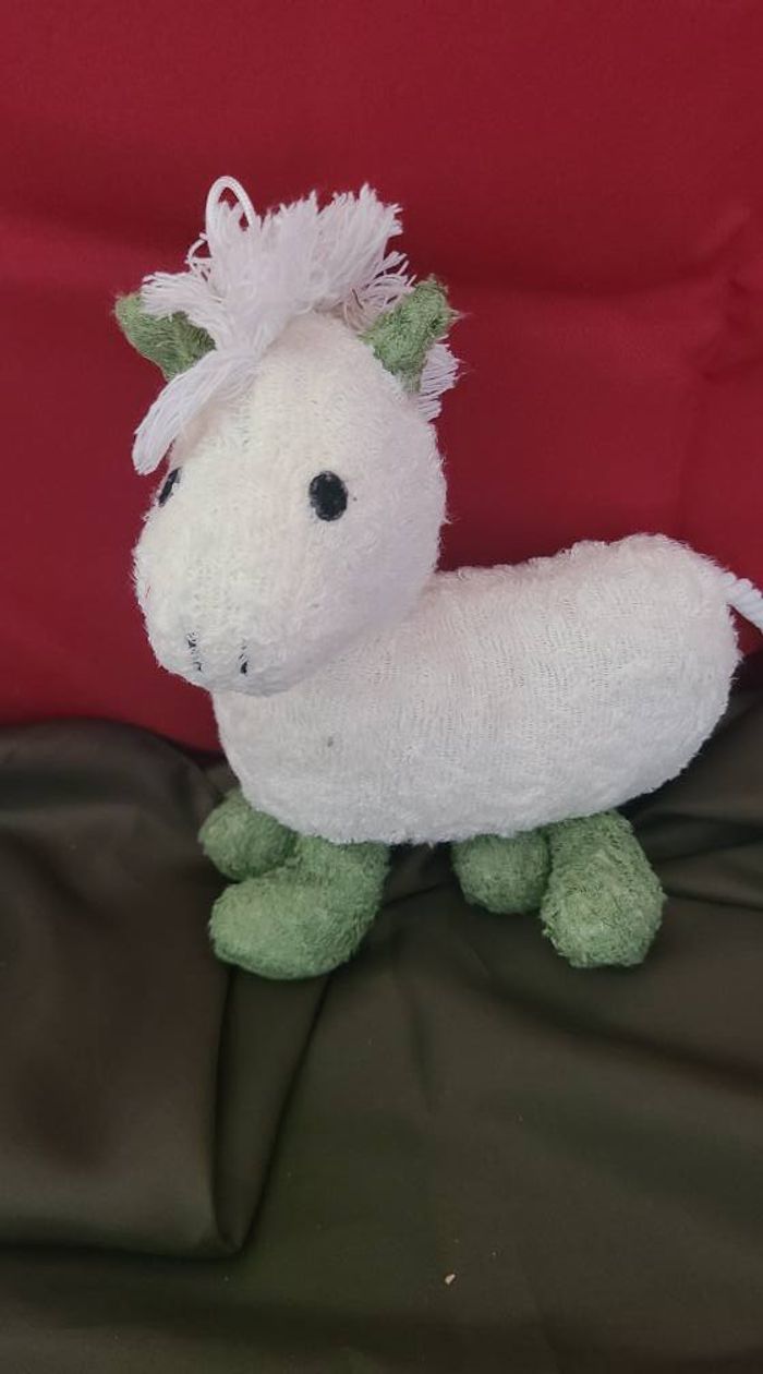 doudou cheval poney blanc oreilles et pattes vertes queue cordelette - photo numéro 3