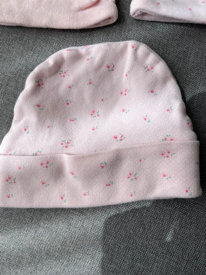 Lot 3 bonnets - photo numéro 4