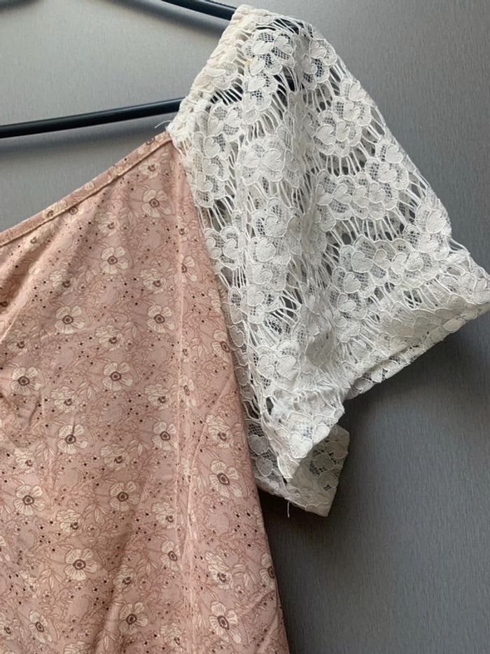 Robe mi-longue à épaules dénudées - photo numéro 2
