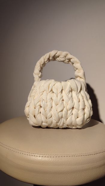 Mini sac blanc fait à la main