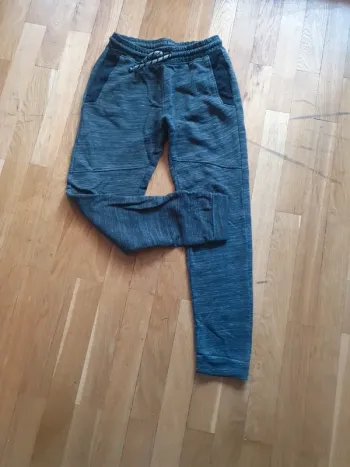 Jogging gris 10 ans