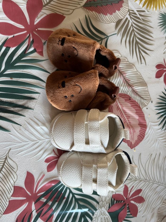 Lot de 2 paires de chaussures garçon taille 0/3 mois