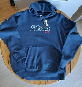 Sweat à capuche Schott neuf taille 16 ans.