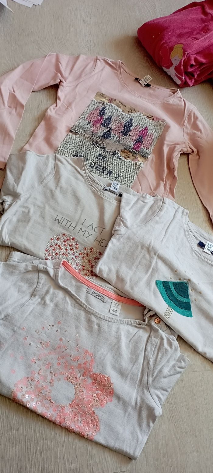 Lot vêtements fille 8 ans - photo numéro 7