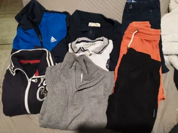 Lot de vêtements garçon