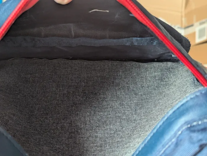 Sac à dos Tann's rouge, bleu et gris brodé T – modèle T'max - photo numéro 8