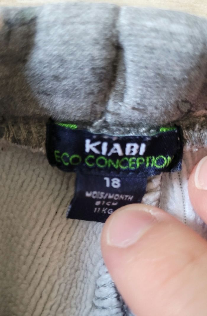 Ensemble pull et pantalon molletonné taille 18 mois - photo numéro 8