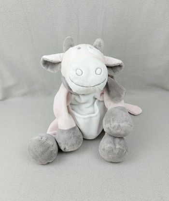 Peluche doudou vache Noukie’s 40 cm rose blanc gris poche ventrale