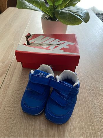 Basket bleu nike