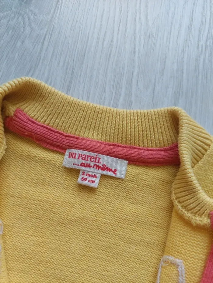 Pull zippé 3 mois - photo numéro 5