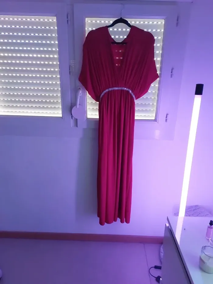 Jolie robe très chic