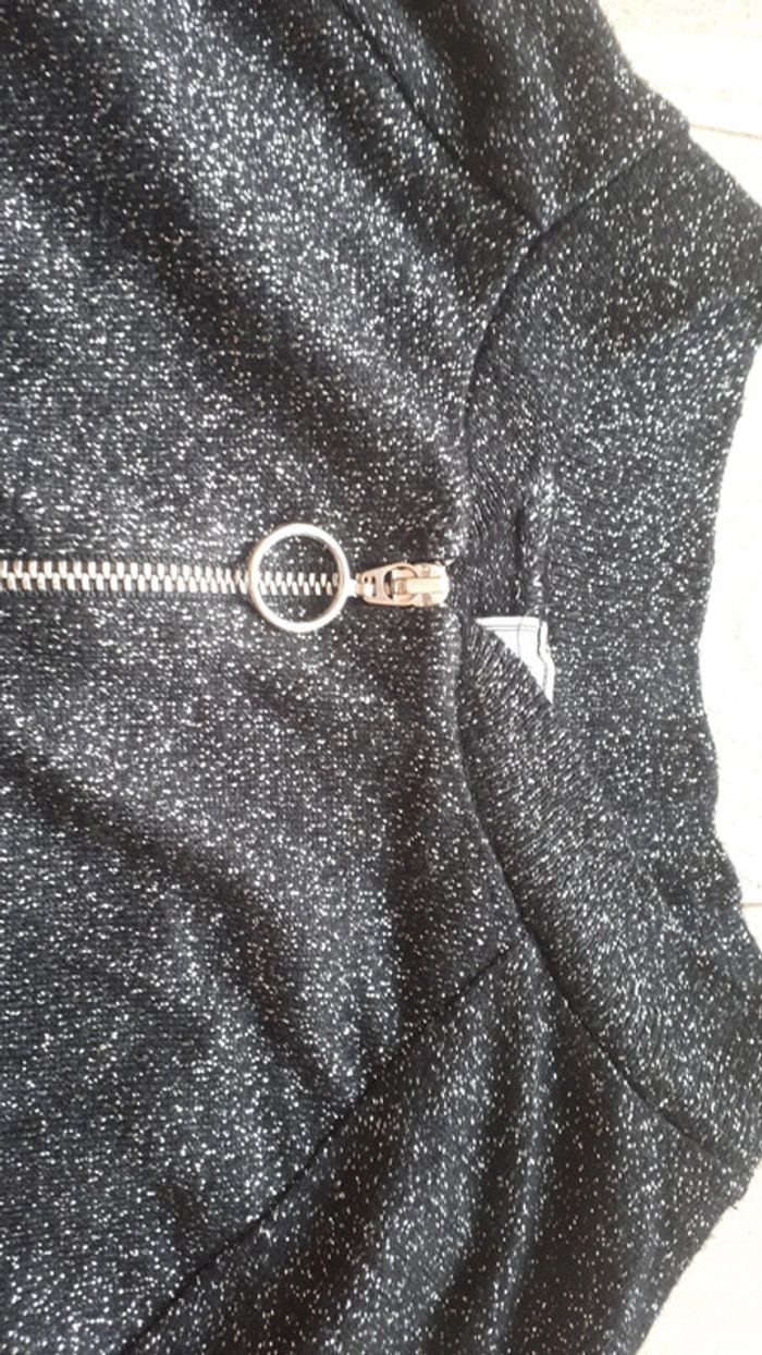 Gilet noir a paillettes - photo numéro 4