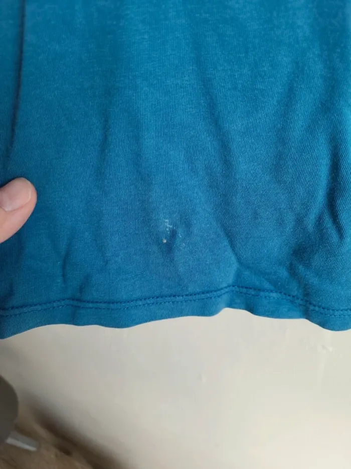 👕Tee-shirt Levis taille 14 ans👕 - photo numéro 4