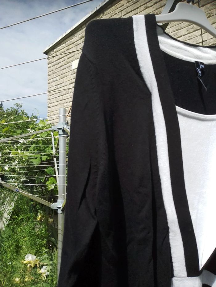 Pull blanc et noir femme - photo numéro 3
