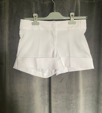 Short blanc
