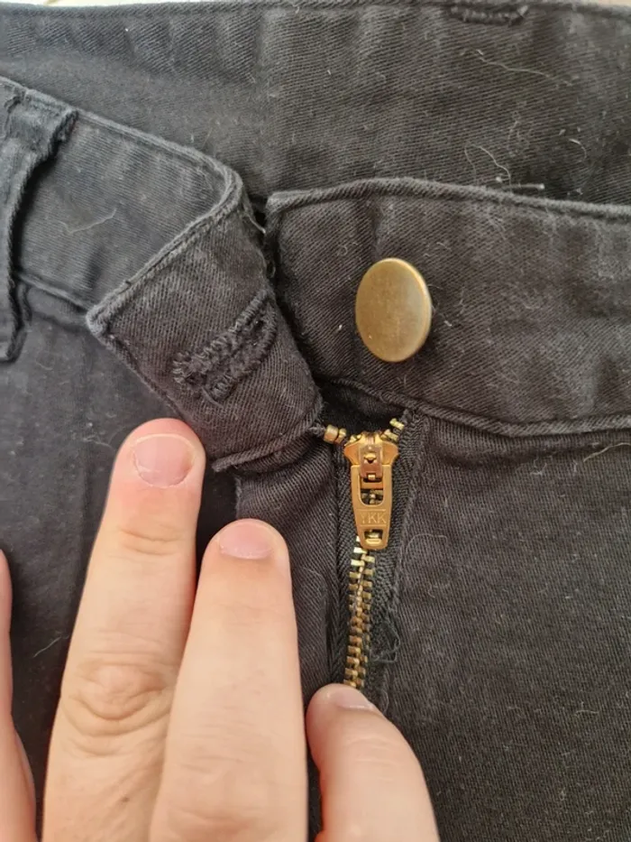 Pantalon 3/4 noir blanche porte taille 46 - photo numéro 2