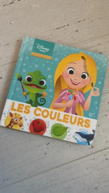 Livre les couleurs Disney Baby