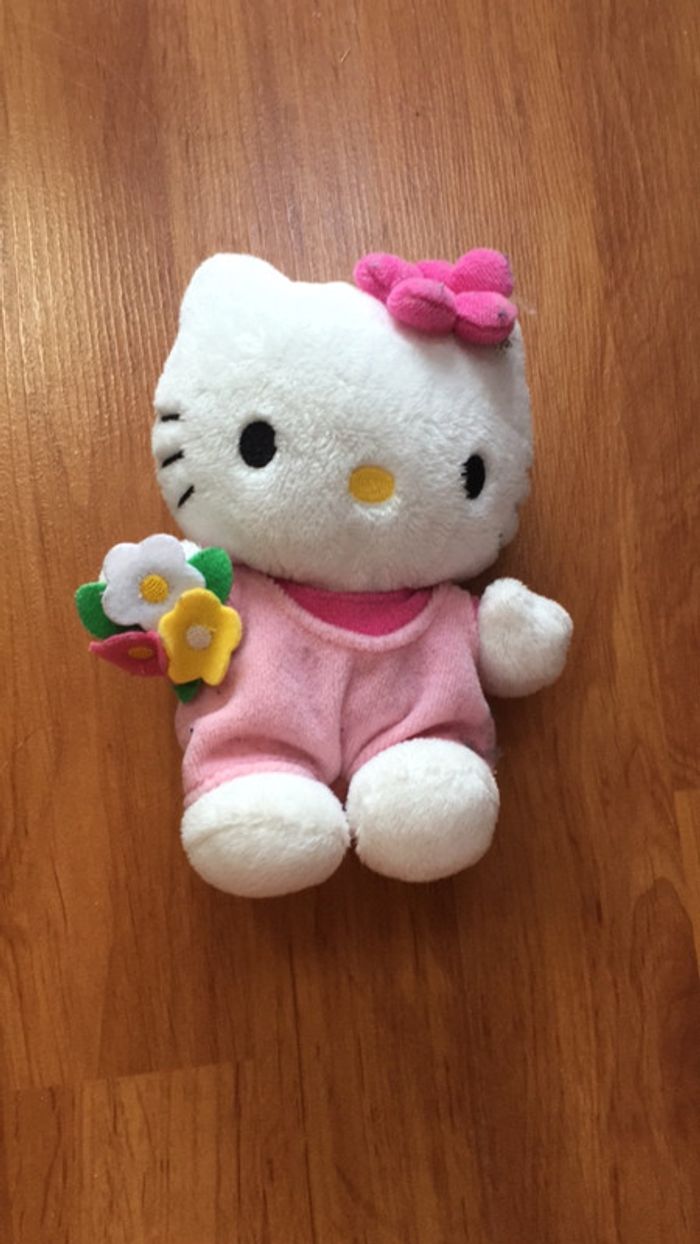 Peluche hello kitty