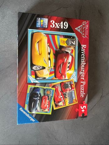 3 puzzles enfant Cars