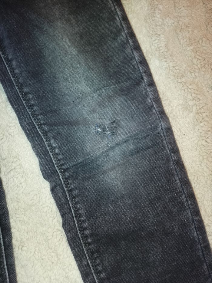 Jean troué - photo numéro 2