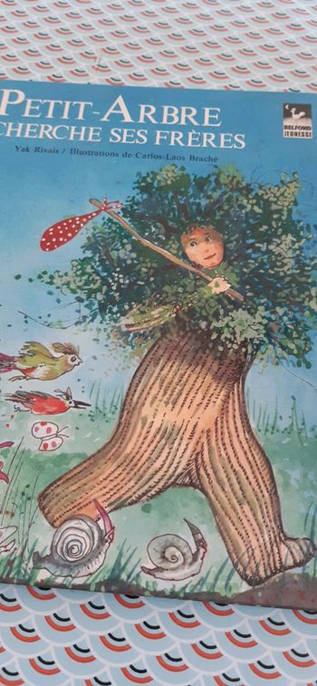 Livre petit arbre cherche ses frères