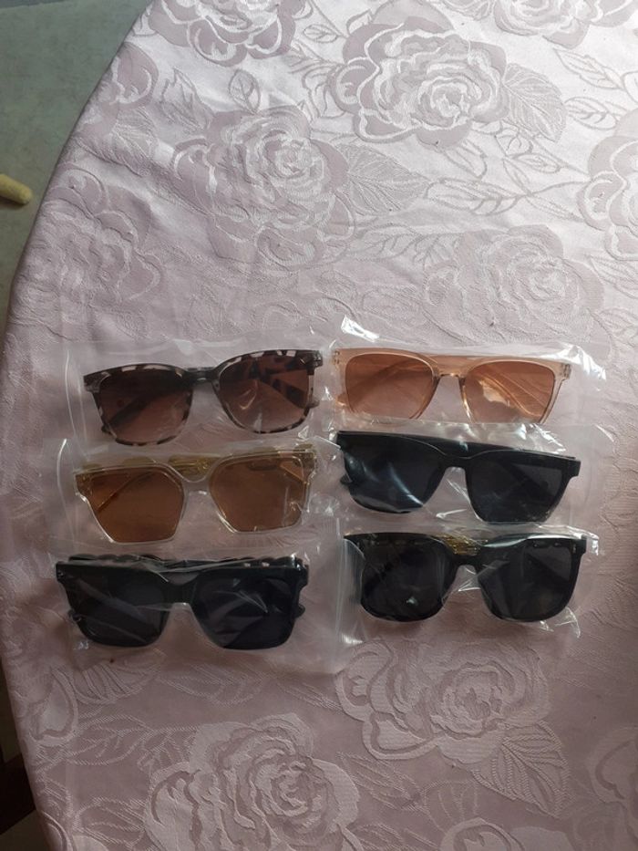Lot 6 paires lunettes de soleil - photo numéro 2