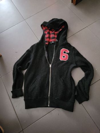 Veste à capuche taille M Mim