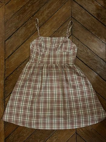 Robe d’été rose à carreaux