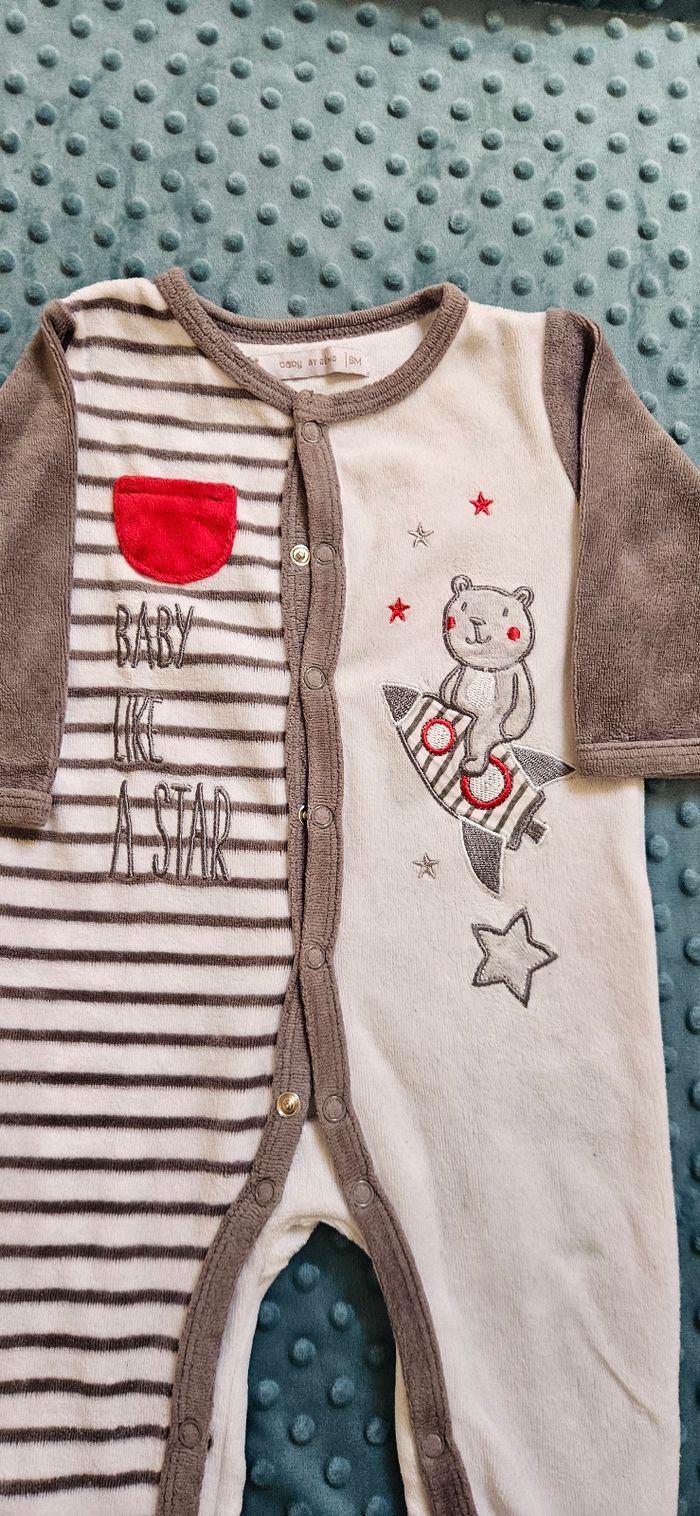 Pyjama velours 6 mois - photo numéro 2