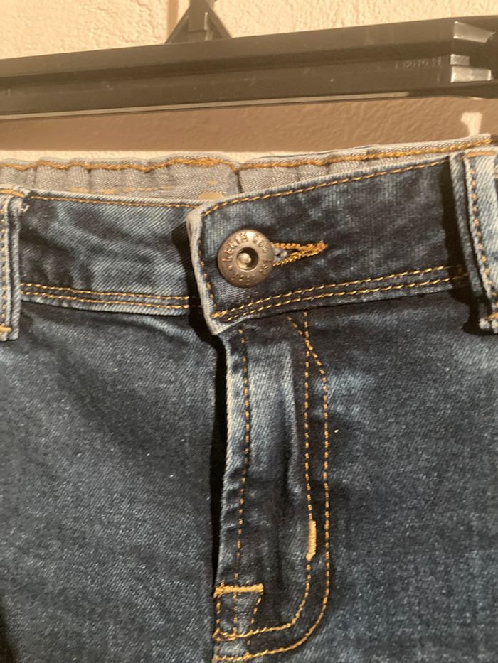 jean bleu déchiré - photo numéro 8