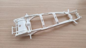 Châssis inférieur pièce miniature Bburago Burago Mercedes-Benz SSK 1928 1/18 1/18e 1/18ème #C03