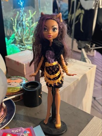 Monster High G1 Clawdeen Wolf