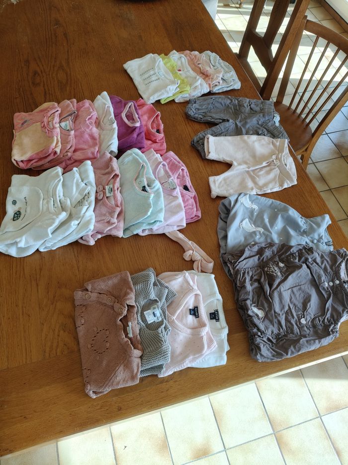 Gros lot vêtements - photo numéro 2