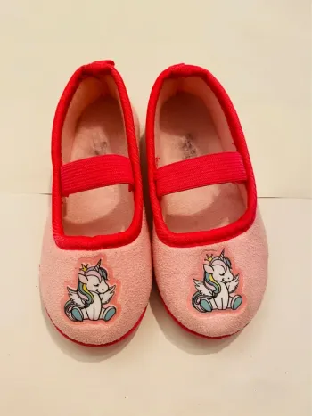 Chaussons fille 24