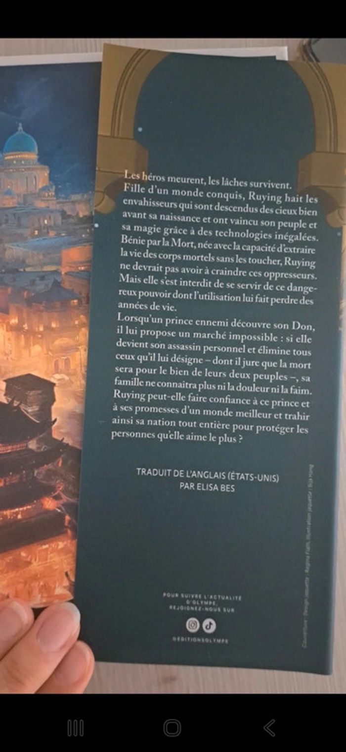 Livre relié 📖 Défier les Dieux Cruels de Molly X. Chang - photo numéro 4