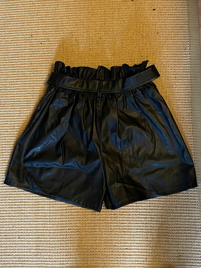 Short cuir - photo numéro 2