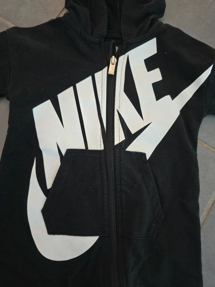 Combi ensemble Nike noir - photo numéro 4