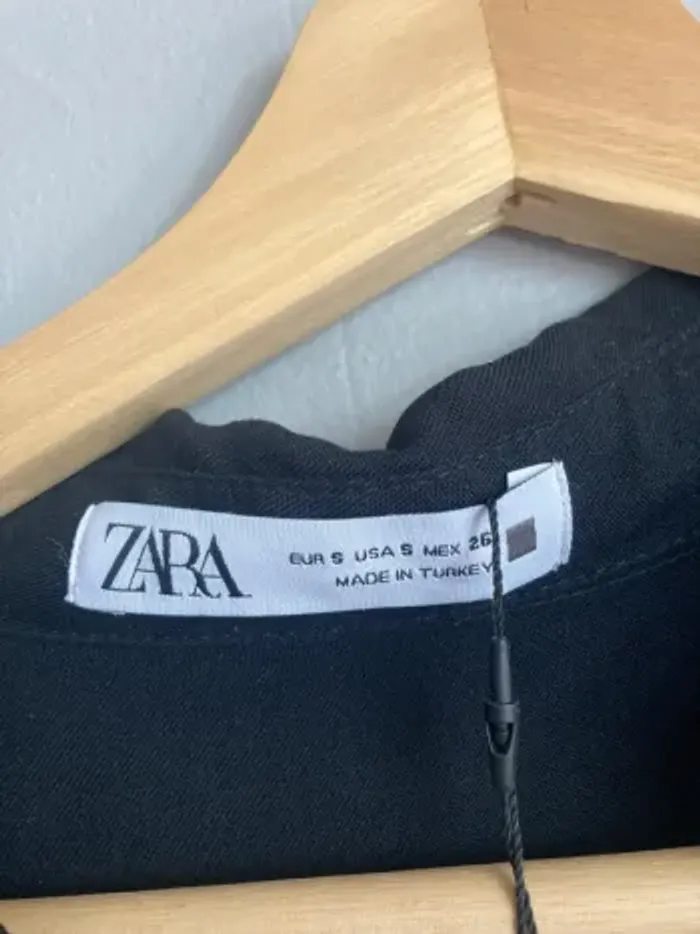 Robe été noire Zara - taille S - neuve avec étiquette - photo numéro 3