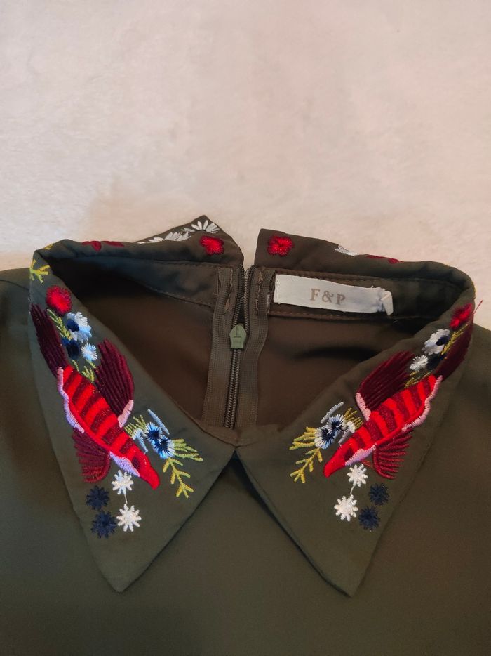 Blouse vert kaki manches longues femme - photo numéro 3