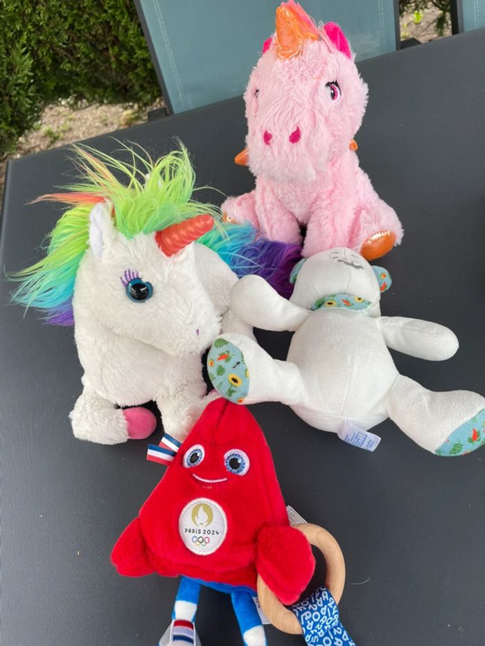 Lot de peluches