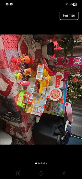 Figurine pinypon  à la pizzeria.