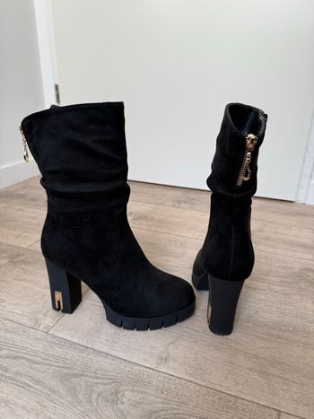 Bottes mi mollets noires