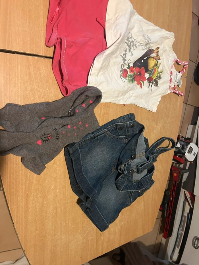 Lot vêtements 4 ans - photo numéro 7