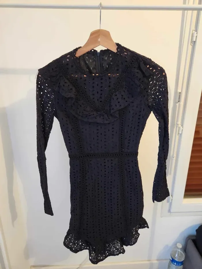 Robe Prettylittlething 34