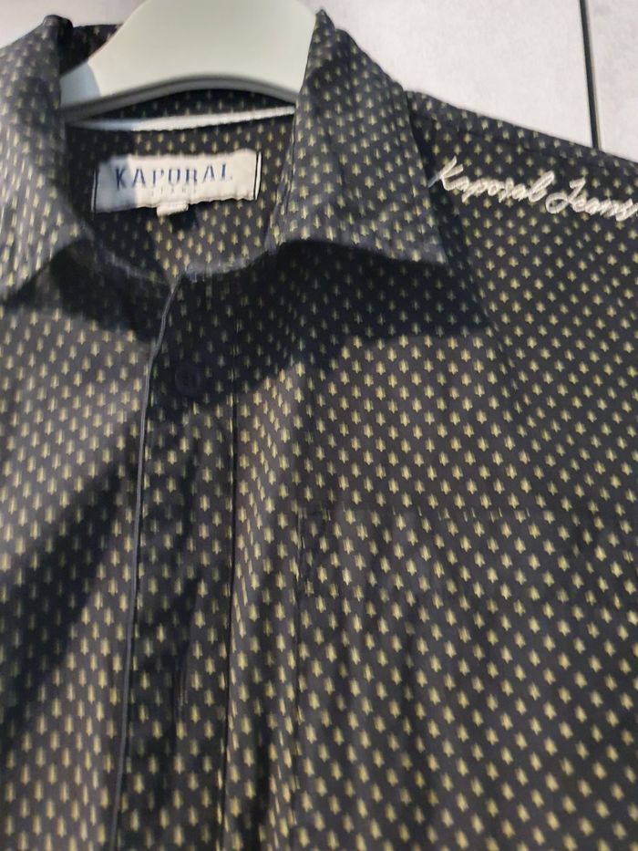 Chemise kaporal manche longue noire motif kaki 16 ans