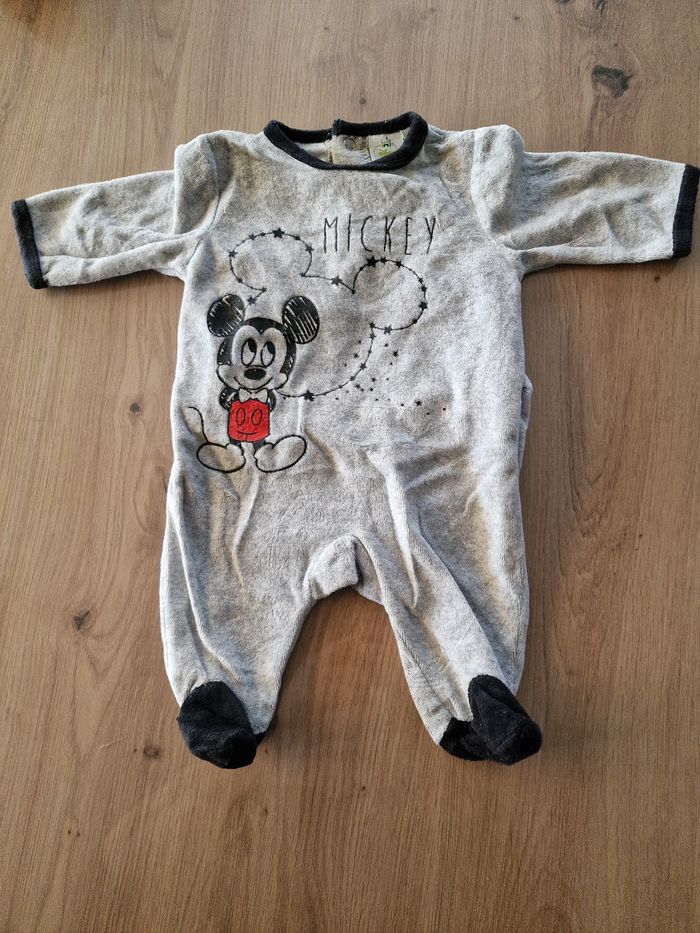 Pyjama 1 mois