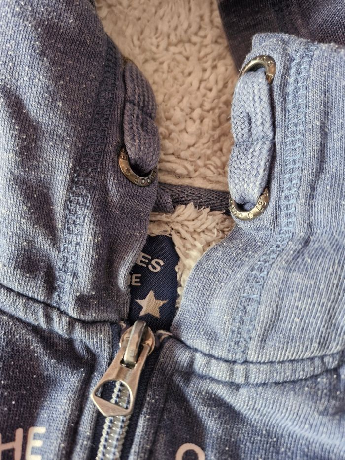 Superbe veste zippée, fourrée, a capuche - photo numéro 6